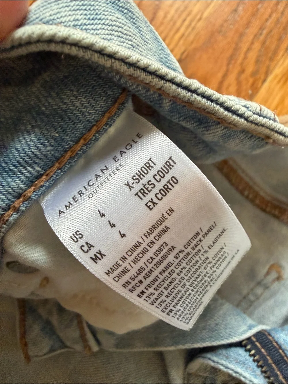 AE Light Blue Ripped Jeans - Picture 3 of 4